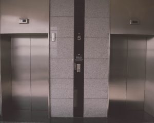 Что означают сны о лифте?